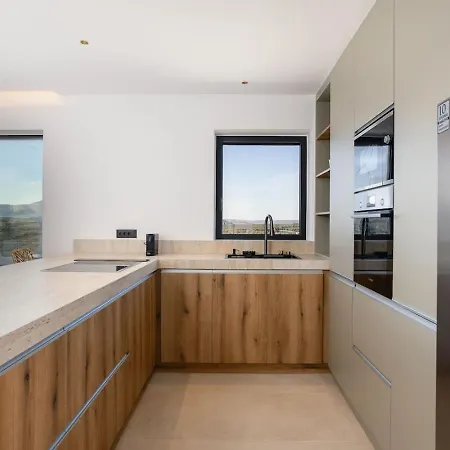 빌라 Maninee-bespoke Villa-pool -bbq-seaview 하니아