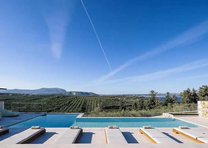 Maninee-bespoke Villa-pool -bbq-seaview 빌라