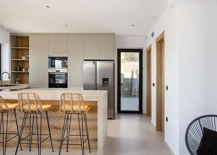 Maninee-bespoke Villa-pool -bbq-seaview * 하니아