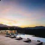 Vila Maninee-bespoke Villa-pool -bbq-seaview *