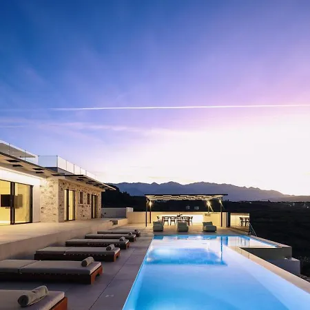 Maninee-bespoke Villa-pool -bbq-seaview Chania (Crete)