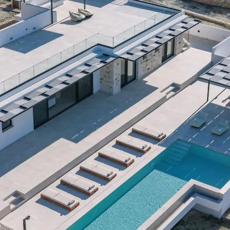 Maninee-bespoke Villa-pool -bbq-seaview * Chania (Crete)