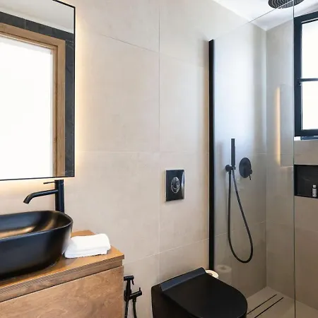 Villa Maninee-bespoke Villa-pool -bbq-seaview *