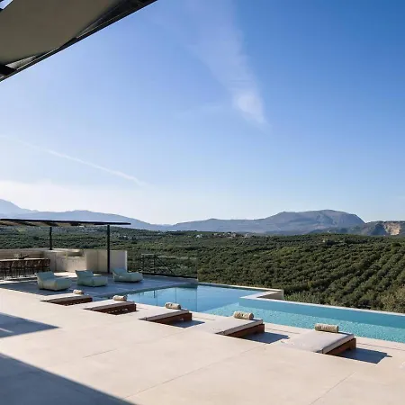 Villa Maninee-bespoke Villa-pool -bbq-seaview Chania (Crete)