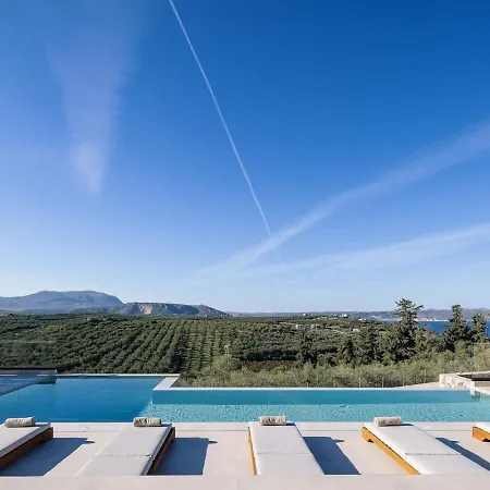 Maninee-bespoke Villa-heated Pool -bbq-seaview Вілла