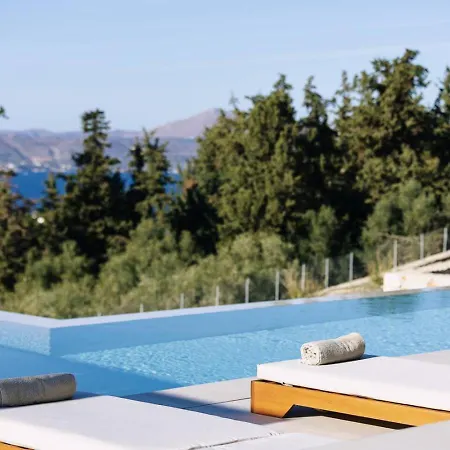 Maninee-bespoke Villa-heated Pool -bbq-seaview *