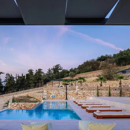 Maninee-bespoke Villa-heated Pool -bbq-seaview * Ханья (Крит)