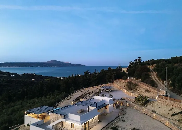 Maninee-bespoke Villa-pool -bbq-seaview * 干尼亞