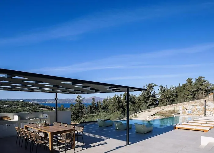 Villa Maninee-bespoke Villa-pool -bbq-seaview Chania (Crete)