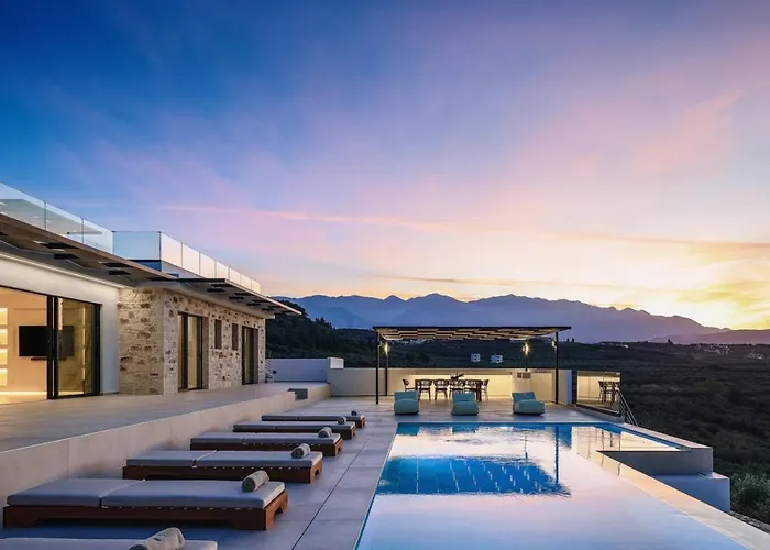 Maninee-bespoke Villa-pool -bbq-seaview *